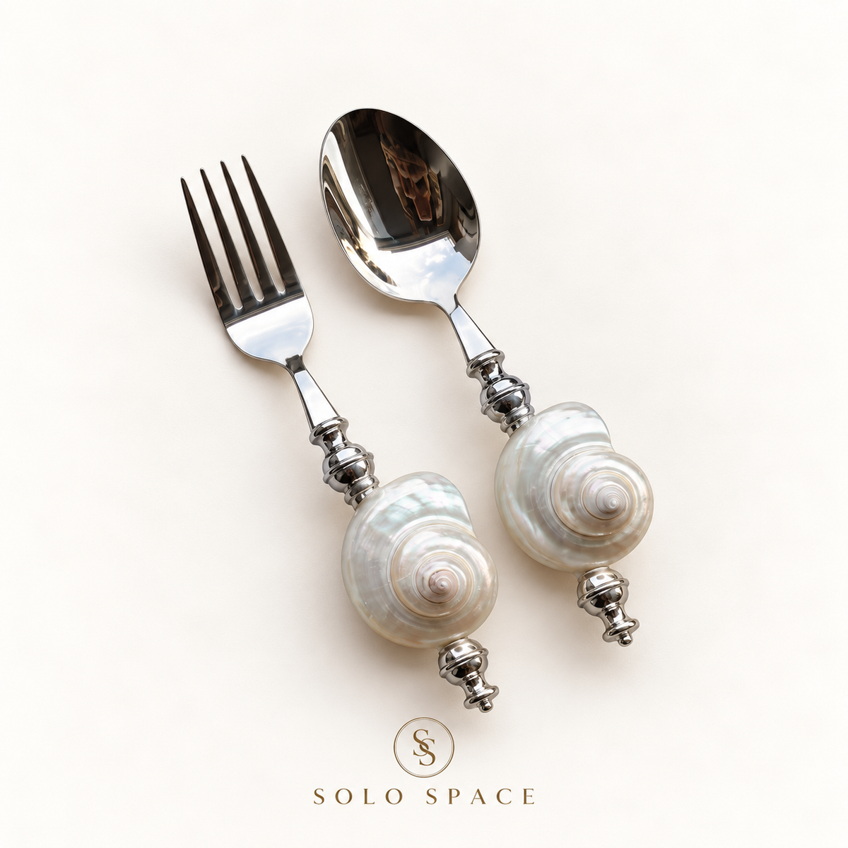 Maris Shell-Handled Cutlery Set